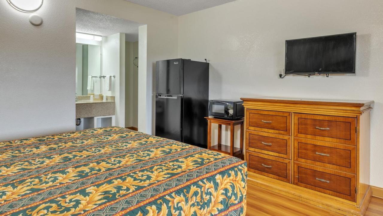 Studios And Suites 4 Less Emporia Ngoại thất bức ảnh